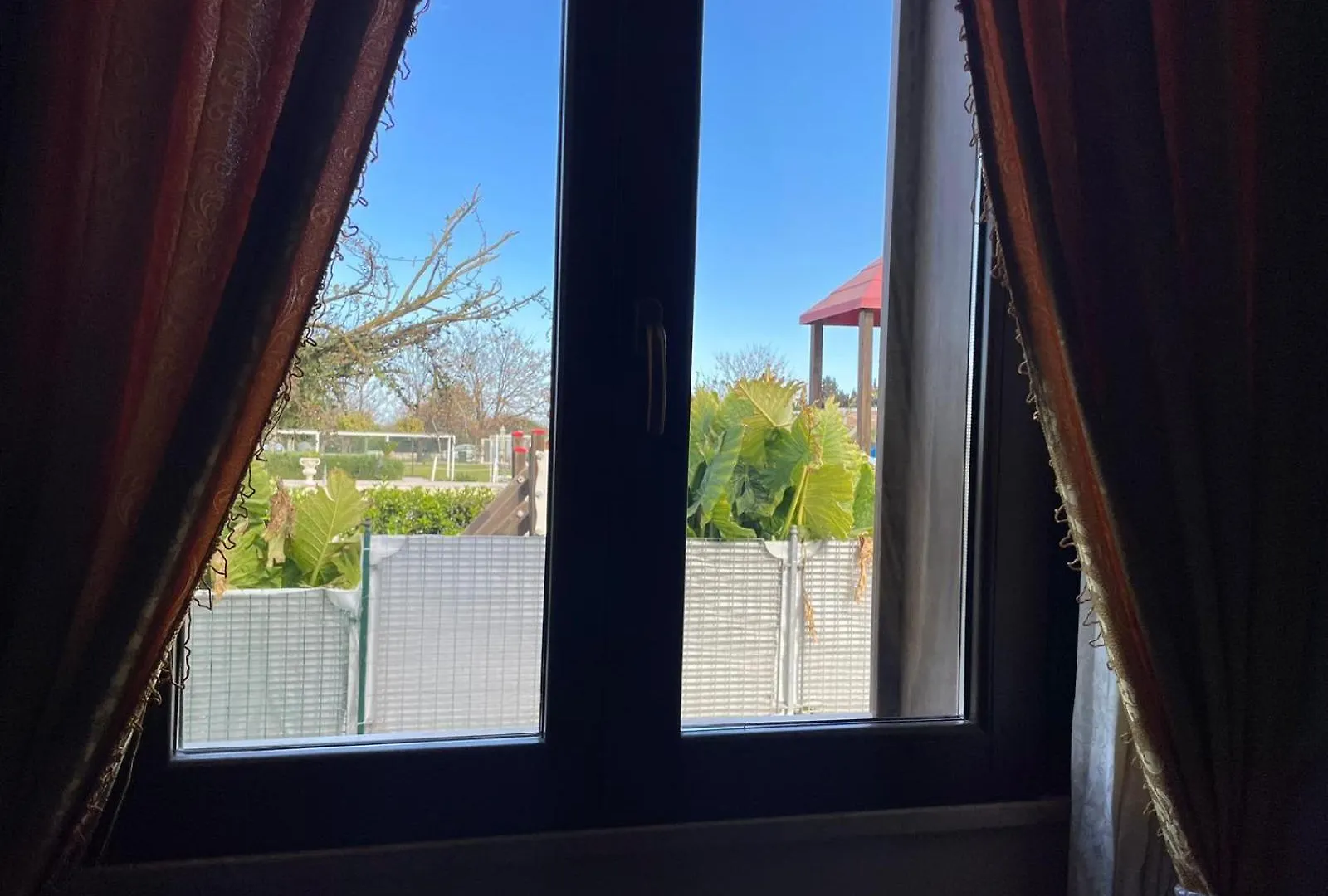 Case Barolo سيراكوزا بيت للعطل